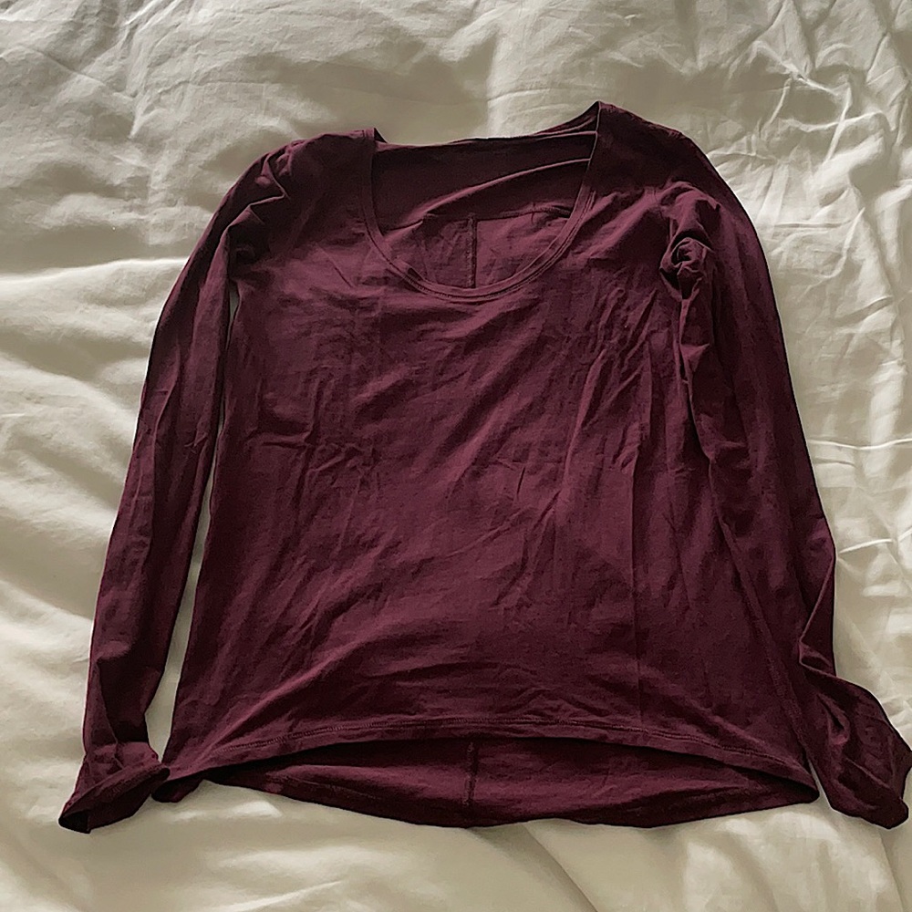 Lululemon yoga long sleeve shirt. Worn once